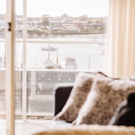 York Cove Hotel جورج تاون المظهر الخارجي الصورة