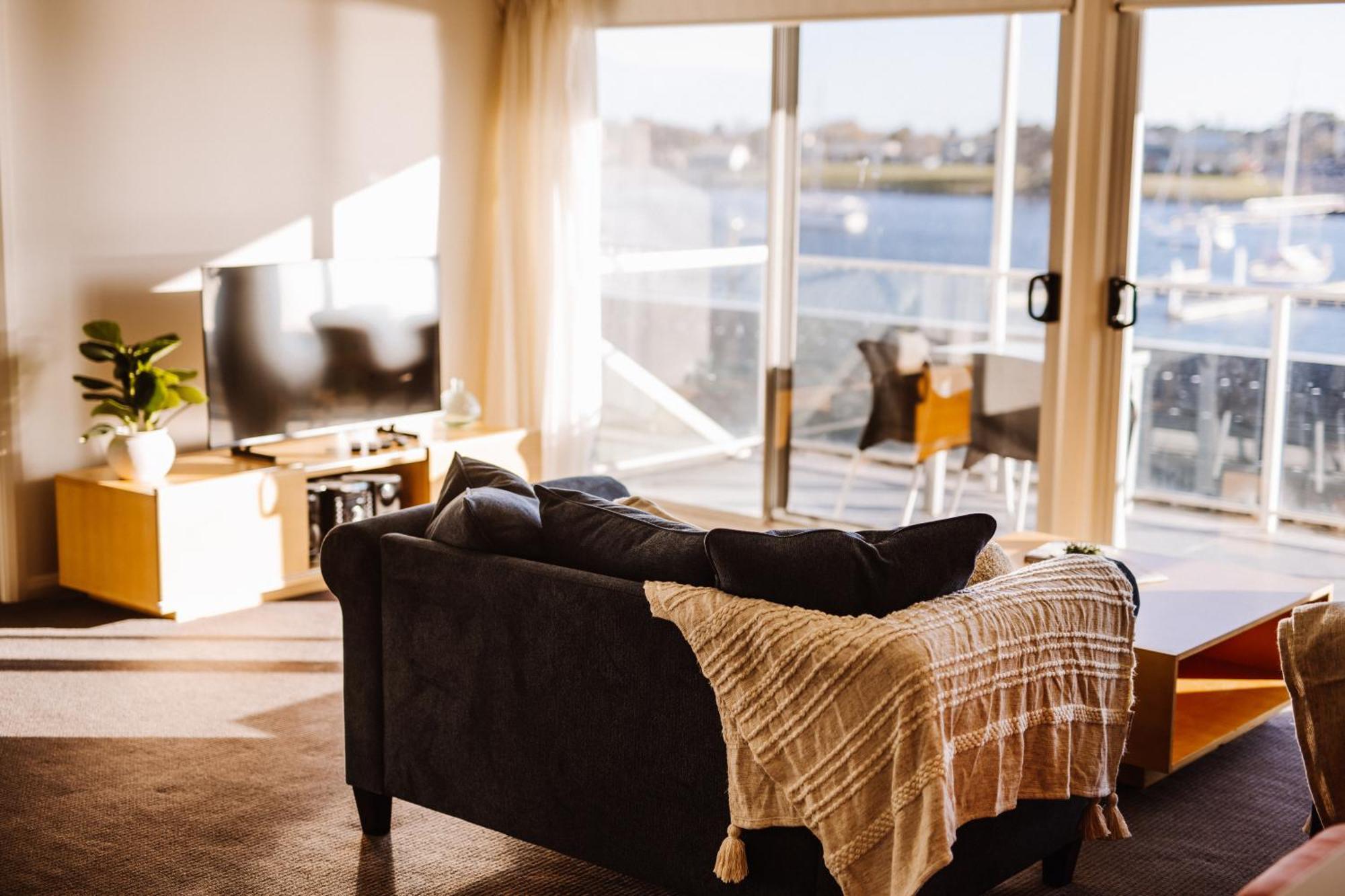 York Cove Hotel جورج تاون المظهر الخارجي الصورة